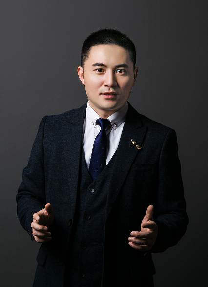 甘万龙老师